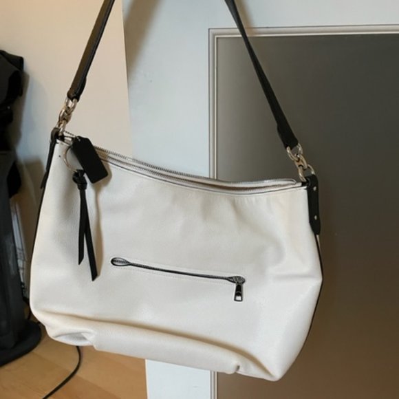 Coach Purse White - Picture 2 of 4